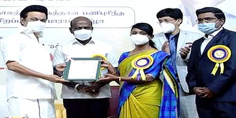 நீலகிரியில் மலைவாழ் மக்களுக்கு 100 சதவீத தடுப்பூசி சாத்தியமானது எப்படி? - ஆட்சியர் பேட்டி