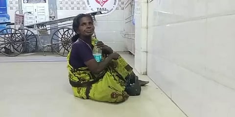 இரு மாற்றுத்திறனாளி மகள்களையும் பராமரிக்க உதவி தேவை: தாயின் வேதனை பகிர்வு