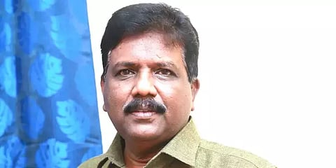 மத்திய சுகாதாரத்துறை அமைச்சர் ராஜினாமா விவகாரம்: ரவிக்குமார் எம்.பி. விமர்சனம்