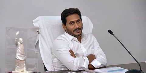 தெலுங்கு திரையுலகினருக்கு அடுத்தடுத்து ஷாக் கொடுக்கும் ஜெகன் மோகன் அரசு!