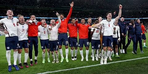 யூரோ கோப்பை: இறுதிப் போட்டியில் இங்கிலாந்து; ரசிகர்கள் உற்சாகக் கொண்டாட்டம்