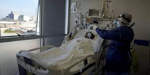 "டெல்டாவை விட 'லாம்ப்டா'வுக்கு வீரியம் அதிகம்" - மருத்துவ ஆய்வாளர்கள் எச்சரிப்பதன் பின்னணி