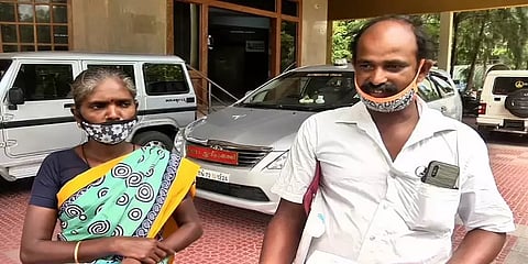 "இரண்டு மாதம்தான் இஎம்ஐ கட்டலை... வீட்டை காலி பண்ண சொல்றாங்க!" - நெல்லை தம்பதி உருக்கம்