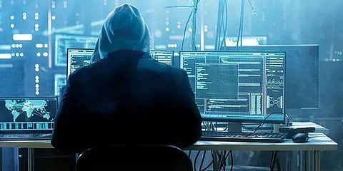 சென்னை: போட்டோ ஸ்டுடியோ கம்ப்யூட்டரை ஹேக் செய்து பணம் கேட்டு மிரட்டும் மர்ம நபர்