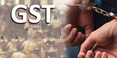 ஜிஎஸ்டி வரி கணக்கீட்டில் ரூ.35,000 கோடி மோசடி: 8,000 வழக்குகள் பதிவு