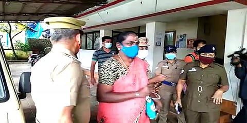 பழனியில் கேரள பெண் பாலியல் வன்கொடுமை?- கேரளா சென்று தமிழக போலீசார் நேரடி விசாரணை