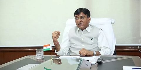 “தடுப்பூசிக்கு ஏற்ப திட்டமிடாதது யார் தவறு?” - மாநிலங்களை விளாசி தள்ளிய மத்திய அமைச்சர்!