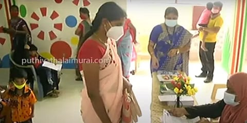 திருச்சி: பெற்றோரை ஈர்க்கும் அரசு நடுநிலைப் பள்ளியில் மாணவர் சேர்க்கை அதிகரிப்பு