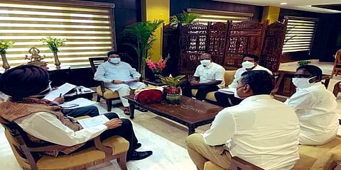 “தமிழகத்தில் கூடுதலாக 4 நகரங்களில் நீட் தேர்வு மையங்கள்” - அமைச்சர் தர்மேந்திர பிரதான்