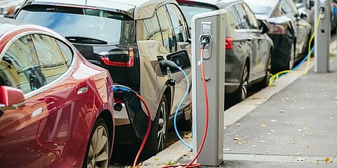 எலெக்ட்ரிக் வாகனங்களின் தேவை, விற்பனை உயர்வு... காரணம் என்ன? - ஓர் 'அப்டேட்' நிலவரம்