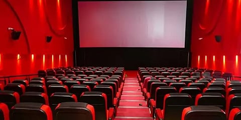 கர்நாடகாவில் திரையரங்குகளை திறக்க அனுமதி