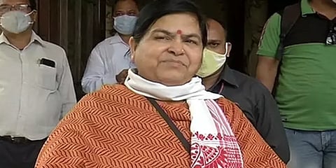 “என்னுடன் செல்ஃபி எடுக்க 100 ரூபாய்”: மத்திய பிரதேச அமைச்சர் உஷா தாக்கூர்