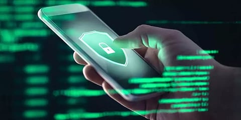 இந்தியாவில் வேவுபார்க்கப்பட்ட 300 பேர்?-அதிர்ச்சித் தகவல்