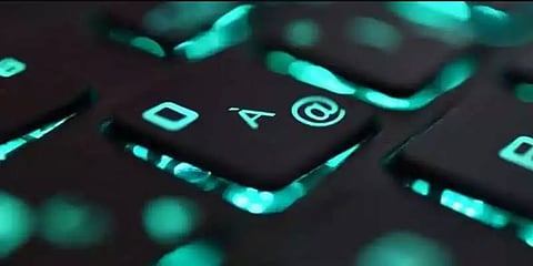 நொடிக்கு 319 டெராபைட் - அதிவேக இன்டர்நெட் வேகத்தில் உலக சாதனை படைத்துள்ளது ஜப்பான்