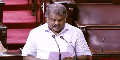 தமிழ்நாட்டில் கலங்கரை விளக்கங்களை மேம்படுத்துக: மாநிலங்களவையில் வாசன் கோரிக்கை