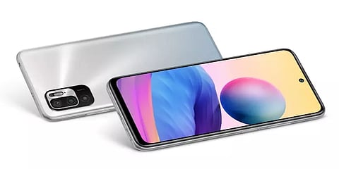 இந்திய சந்தையில் மலிவு விலை 5ஜி ஸ்மார்ட்போனை அறிமுகம் செய்த ஜியோமி