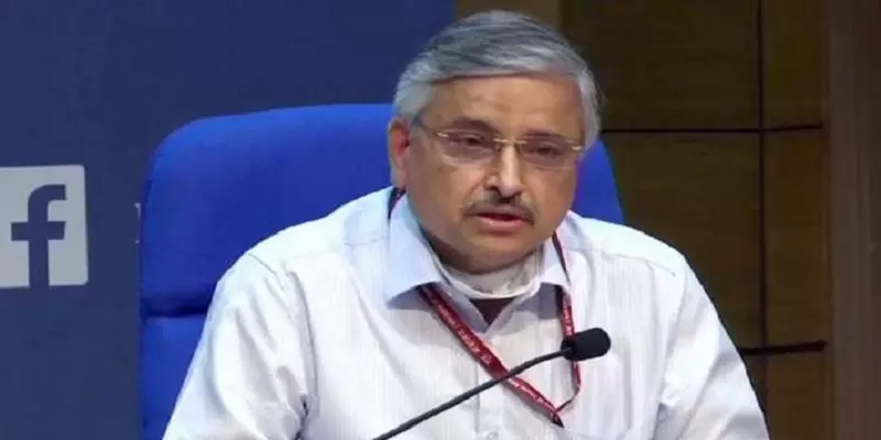 படிப்படியாக பள்ளிகளை திறக்கலாம் - ரன்தீப் குலேரியா யோசனை