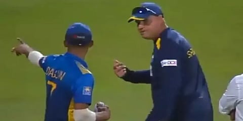 "விரக்தியின் உச்சத்தில் இருக்கிறோம்; தவறாக சித்தரிக்க வேண்டாம்"- இலங்கை பயிற்சியாளர் பதில்