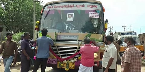 10 ஆண்டுகளாக பேருந்து வசதி இல்லாத பேரூராட்சி: பத்தே நாளில் தீர்வு கண்ட தங்க தமிழ்செல்வன்