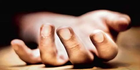 திருமணமான 4 மாதத்தில் சிறுமி தூக்கு போட்டு தற்கொலை - நாகரசம்பட்டி போலீசார் விசாரணை