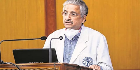 “பறவைக்காய்ச்சலுக்கு முதல் உயிரிழப்பு; பதற்றம் வேண்டாம்”: எய்ம்ஸ் மருத்துவர் அறிவுரை