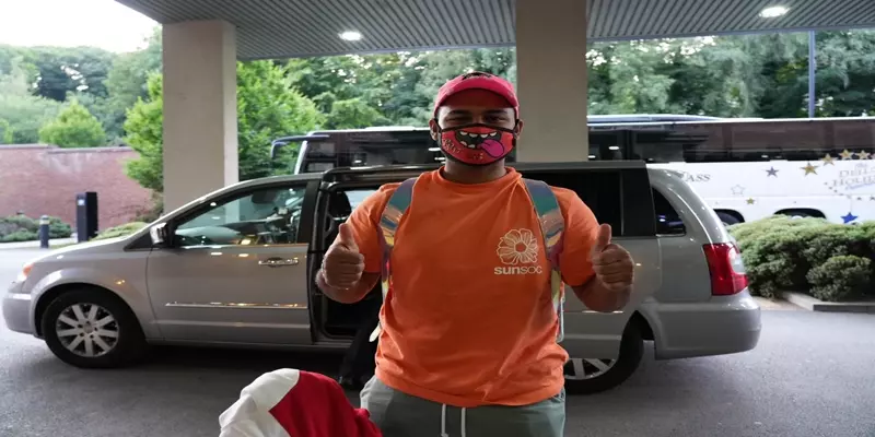 கொரோனா பாதிப்புக்கு பின் இந்திய அணியினருடன் இணைந்த ரிஷப் பன்ட்