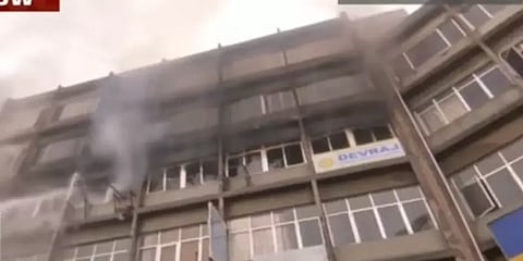 சென்னை: தனியார் நிறுவன கட்டடத்தில் பெரும் தீ விபத்து