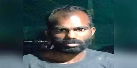 தூங்கிக் கொண்டிருந்த பெண் கல்லால் தாக்கி கொலை - ஒருதலைக் காதலால் இளைஞர் செய்த கொடூரம்