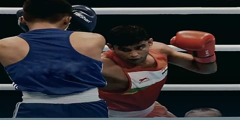 ஒலிம்பிக்: இந்திய குத்துச்சண்டை வீரர் மணிஷ் கவுசிக் முதல் சுற்றிலேயே தோல்வி