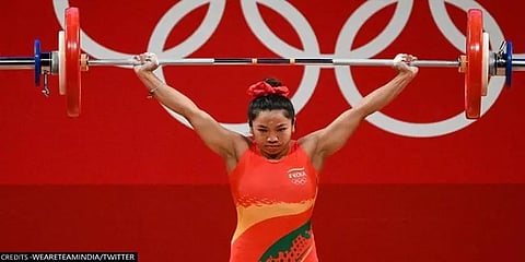 ஒலிம்பிக் பதக்கத்துடன் தாயகம் திரும்பிய மீராபாய் சானுவுக்கு உற்சாக வரவேற்பு