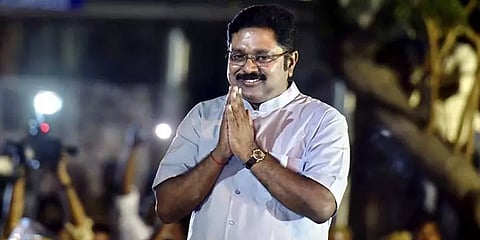 “கொள்கைக்காக வந்தவர்கள் இருக்கிறார்கள், விலை போக கூடியவர்கள் போகிறார்கள்” - தினகரன் பேட்டி