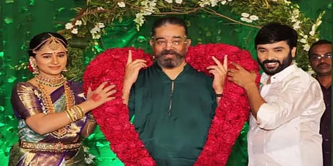 கமல்ஹாசன் தலைமையில் நடைபெற்ற சினேகன் - கன்னிகா திருமணம்: புகைப்படத் தொகுப்பு