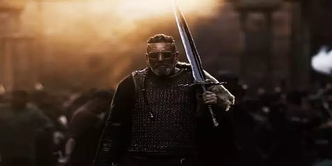 ”கழுகுகள் கூட என்னுடன் உடன்படும்”: சஞ்சய் தத் பிறந்தநாளில் வெளியான ‘கேஜிஎஃப் 2’ போஸ்டர்