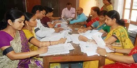 ஆகஸ்ட் 2 முதல் ஆசிரியர்கள் பள்ளிக்கு வரவேண்டும் - பள்ளிக் கல்வித்துறை