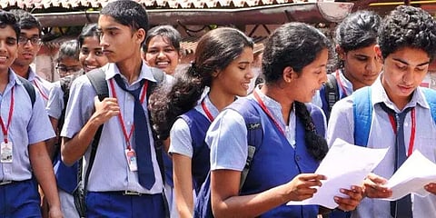 தனியார் பள்ளிகள் கட்டண விவகாரம்: உயர்நீதிமன்றத்தில் இன்று தீர்ப்பு