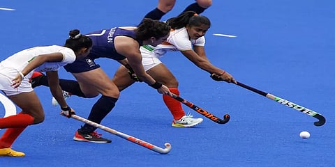 ஒலிம்பிக் வரலாற்றில் 1980ம் ஆண்டு முதல் மகளிர் ஹாக்கி அணிக்கு முதல் வெற்றி