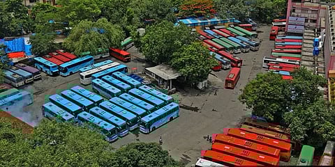 கொரோனாவை தடுக்க அரசுப் பேருந்துகளில் ரசாயனப் பூச்சு: மகாராஷ்டிரா அரசு புது முயற்சி