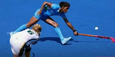 ஹாட்ரிக் கோல் அடித்து இந்திய வீராங்கனை வந்தனா அசத்தல்