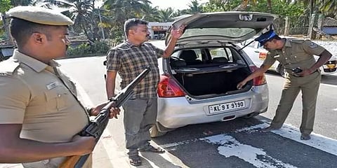 கேரளாவில் அதிகரிக்கும் கொரோனா: தமிழக - கேரள எல்லையில் கண்காணிப்பு தீவிரம்