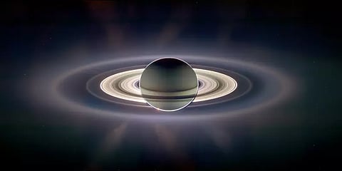 இன்று பூமிக்கு அருகில் வரும் சனிக்கோள்: வெறும் கண்களால் பார்க்க முடியுமா?