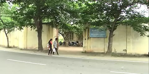 கோவை: லாரி மோதி 4 பேர் உயிரிழந்த வழக்கு: ஓட்டுநருக்கு 2 ஆண்டுகள் சிறை