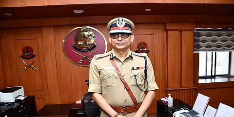 மாநகராட்சி ஊழியர்களுடன் வாக்குவாதத்தில் ஈடுபடாதீர் - காவலர்களுக்கு கமிஷனர் அறிவுறுத்தல்