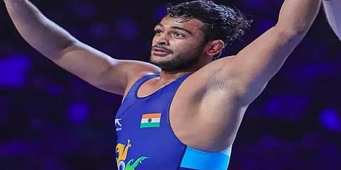 ஒலிம்பிக் மல்யுத்தம்: இந்திய வீரர்கள் ரவிக்குமார் தஹியா, தீபக் புனியா அரையிறுதிக்கு தகுதி