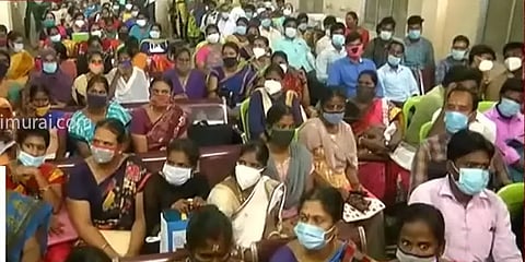 கடலூர்: தற்காலிக மருத்துவ பணிகளுக்கு அலைமோதிய கூட்டம் - நேர்காணலை ரத்து செய்த ஆட்சியர்