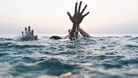 ஏரியில் குளிக்கச் சென்ற இரண்டு சிறுவர்கள் உயிரிழப்பு