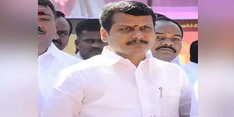 மின் அலுவலகங்களில் அமைச்சர் ஆய்வு - மதுபோதையில் பணியில் இருந்த ஊழியர் சஸ்பெண்ட்