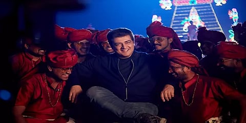 ஸ்டைலான லுக்கில் அஜித் - ’வலிமை’ படத்தின் புகைப்பட ஆல்பம்