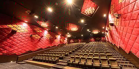 புதுச்சேரி: மூன்று மாதங்களுக்குப் பிறகு இன்று திறக்கப்படும் திரையரங்குகள்