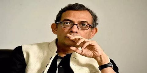 ''மாநிலங்களுக்கு போதிய தடுப்பூசிகளை மத்திய அரசு வழங்கவில்லை'' - அபிஜித் பானர்ஜி