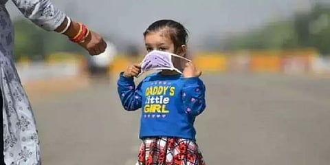 கொரோனாவில் இருந்து குழந்தைகளை பாதுகாக்க சிறப்பு குழு அமைத்த தமிழக அரசு